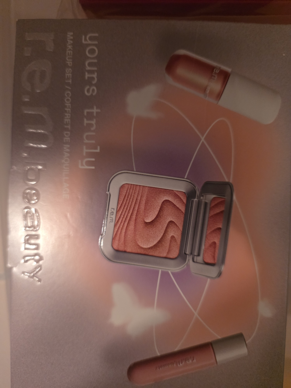 Box Not OpenedR.E.M Beauty Yours Truly Set Peach Blush Compact Warm Peach Glow